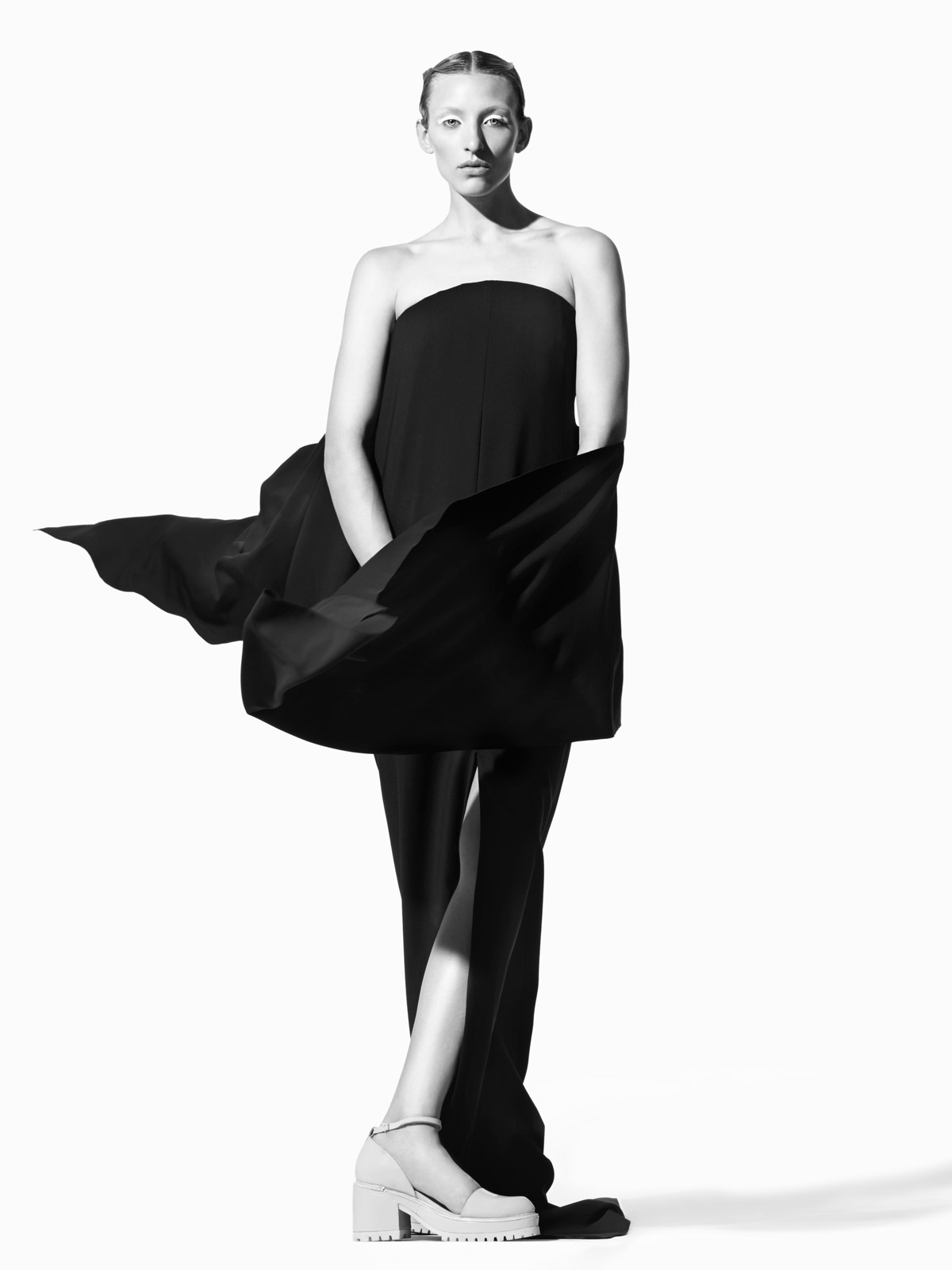 Maggie-Mauer-by-Rory-van-Millingen-A-Part-Of-You-Husk-11-Fall-2013-5.jpg