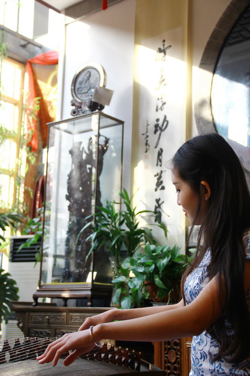 IMG_8849加光_调整大小.jpg