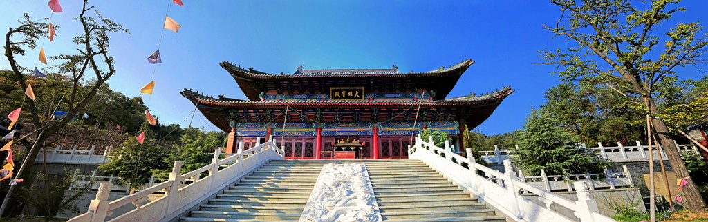 10-大雄宝殿.jpg