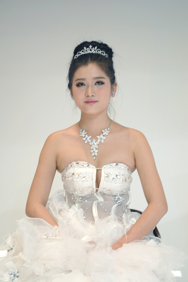 婚纱 (3).jpg