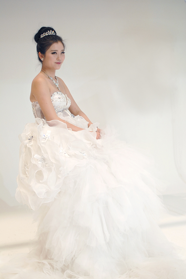 婚纱 (4).jpg