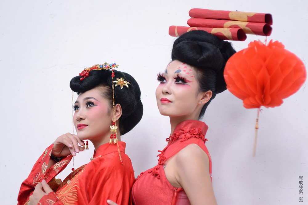 唐装靓妹 (1).jpg