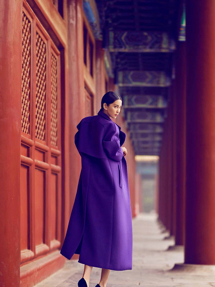 Vogue-China-October-2013_Li-Bingbing_by_ChenMan_02.jpg