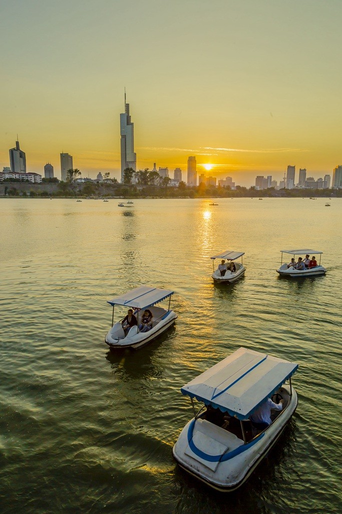 南京玄武湖夕照10.jpg