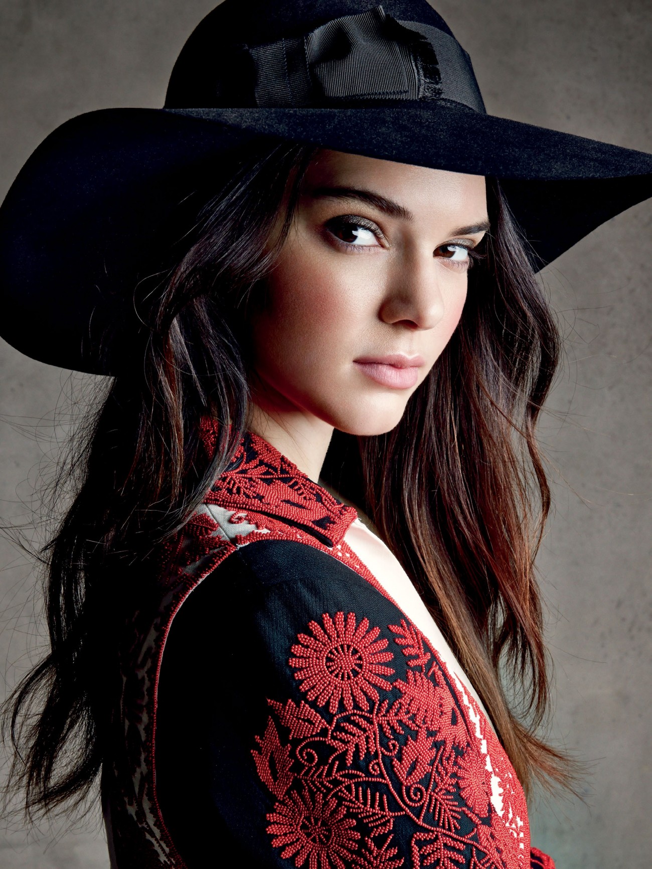 Kendall Jenner by Patrick Demarchelier for Vogue US December 2014_02.jpg