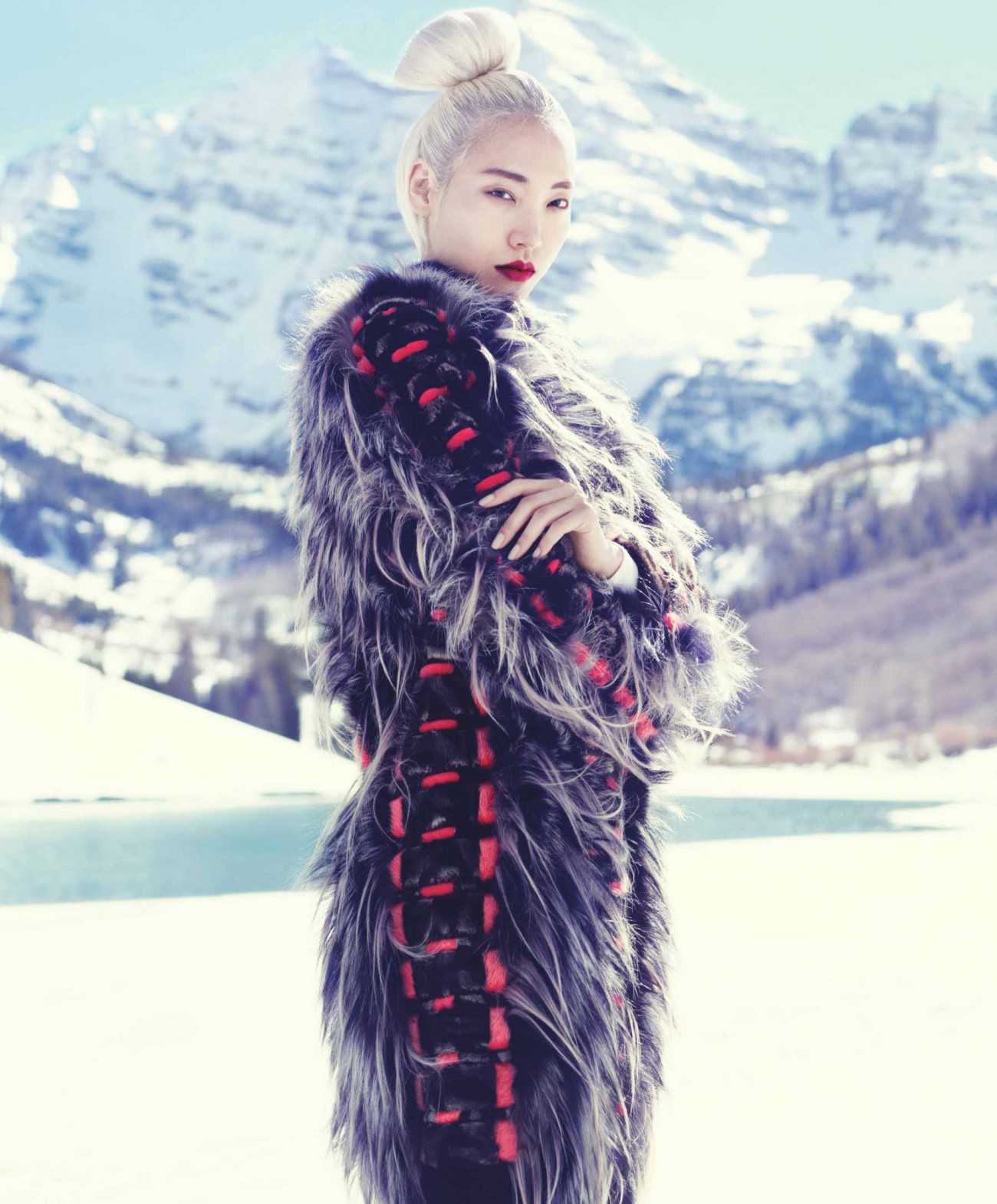 Harpers-Bazaar_US_September_2013_Soo-Joo-Park_by_Miguel-Reveriego_Snow-Angel-8.jpg