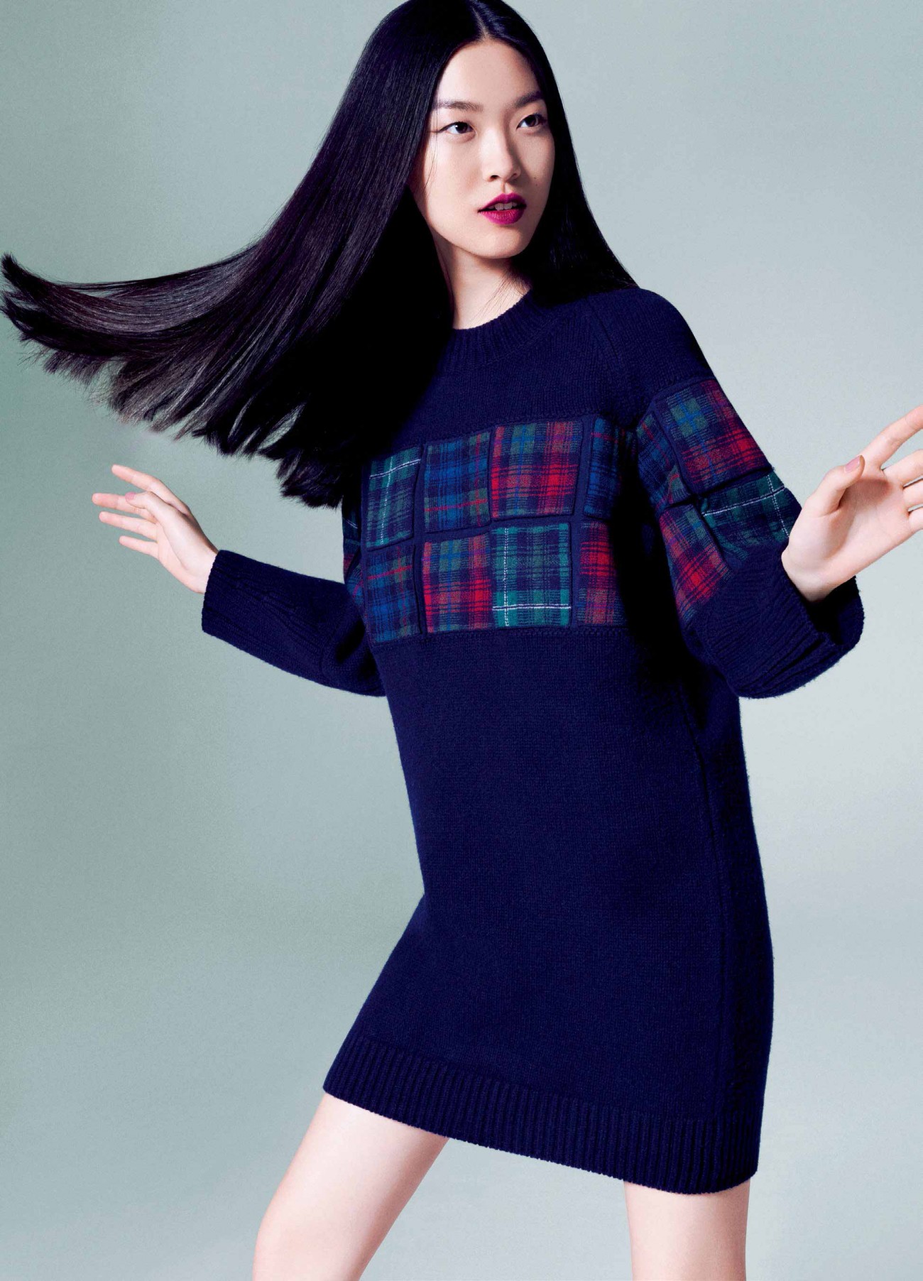 Tian-Yi-by-Stockton-Johnson-for-Vogue-China-October-2013-In-Vogue_01.jpg