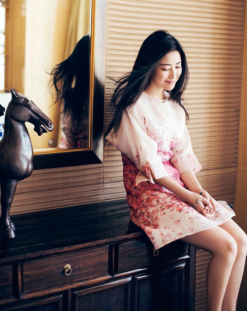 Zhu Zhu by Alexvi Li for Vogue China April 2015_0-feature cover.jpg