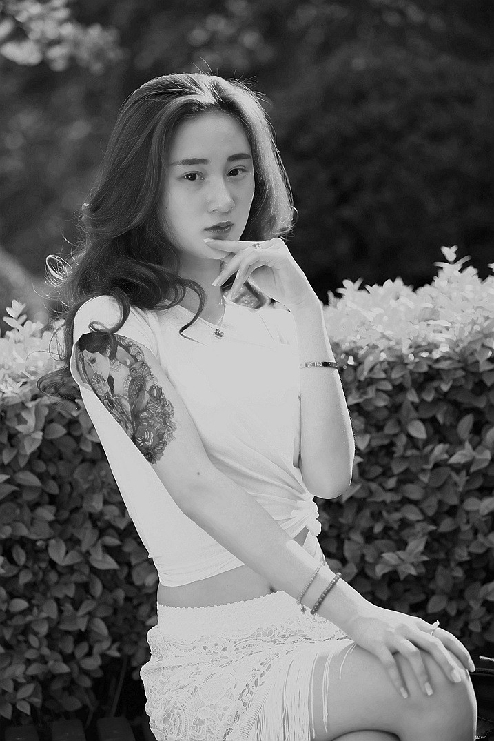 2015.4.25环西苑拍美女姑娘 054_副本.jpg