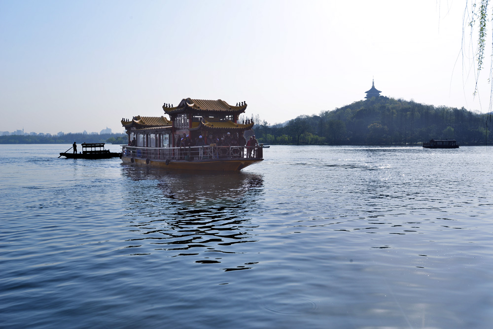 游西湖 (2).jpg