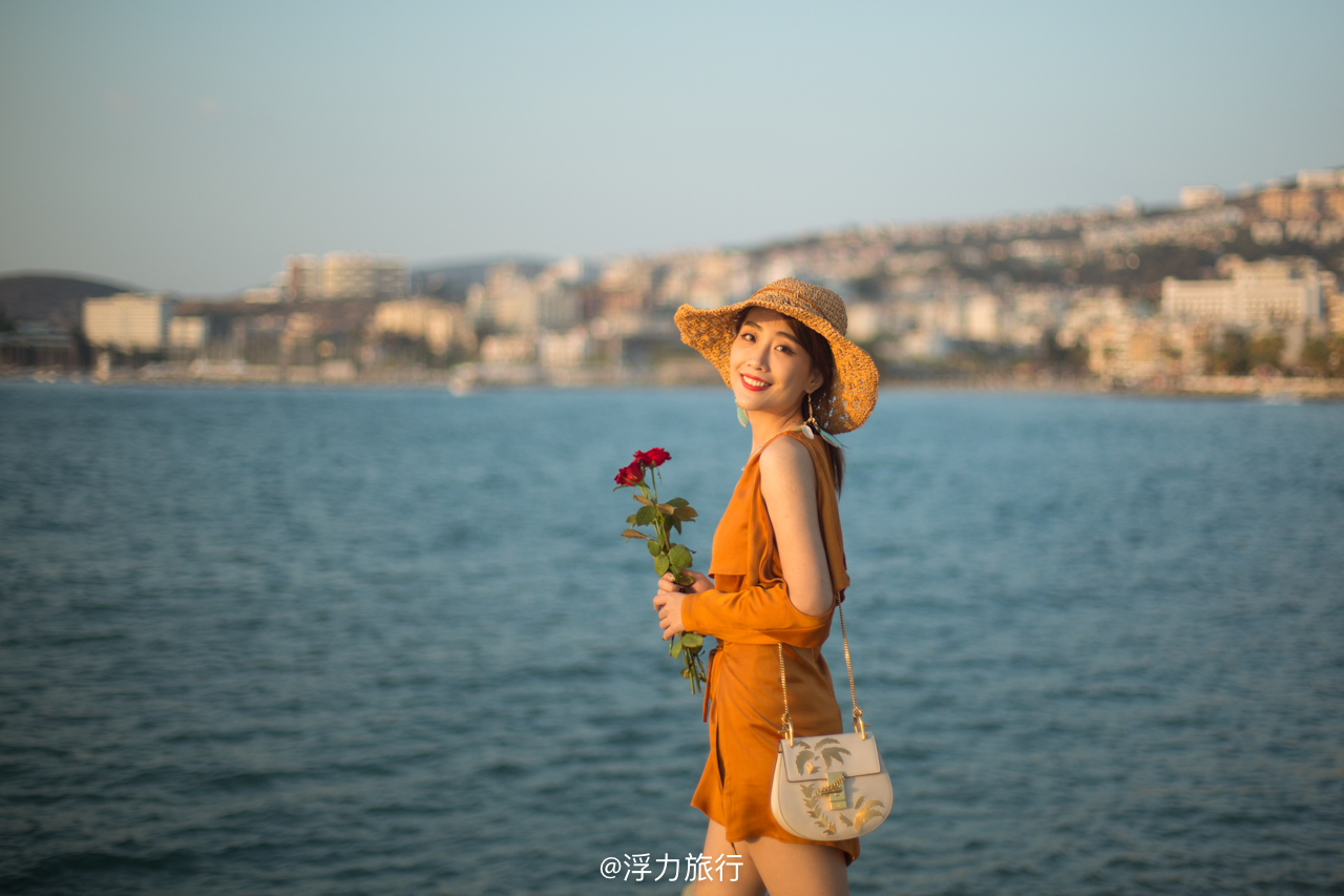 库萨达斯海滨6.jpg