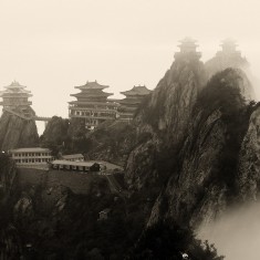 《秋雨潇潇访君山》