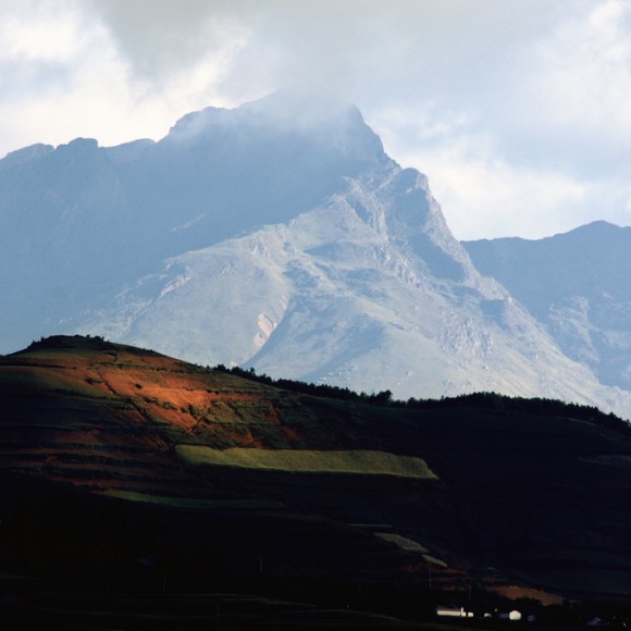 山魅