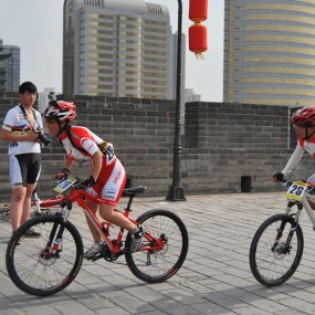 2012UCC中国自行车联赛西安站-3