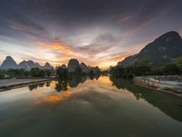 路过小漓江