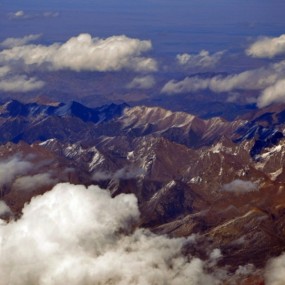 山河