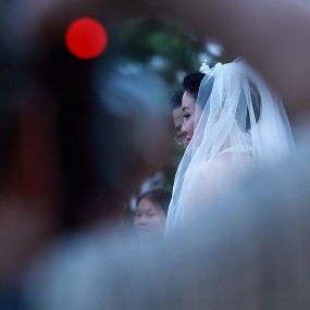 蹭拍一张婚纱