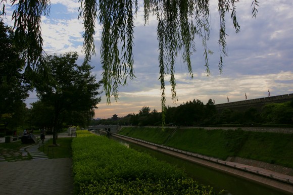 夏夜古城墙