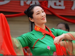 民间大妈的舞蹈瞬间（现场纪实）