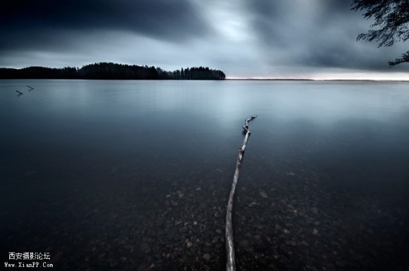 芬兰摄影师 Mikko Lagerstedt：一种孤独