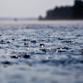 The cloud.Water.The coastline scenery