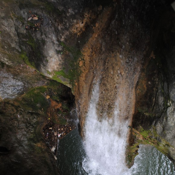 高出流水
