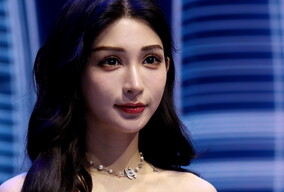车展模特像403