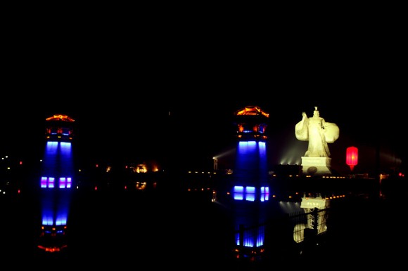 汉城湖夜景