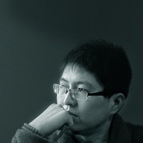 拍同事一张