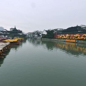 秦淮河畔