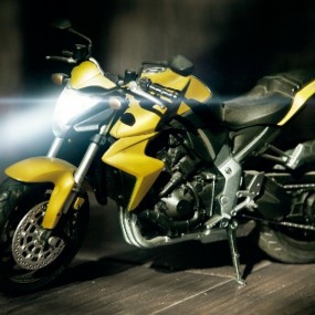 摩托车CB 1000R