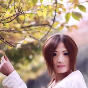 关于她