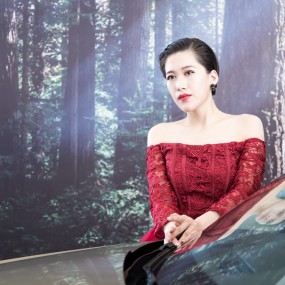 香车美女