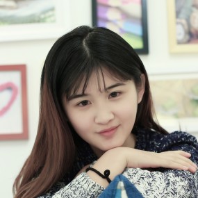 家有美女初长成