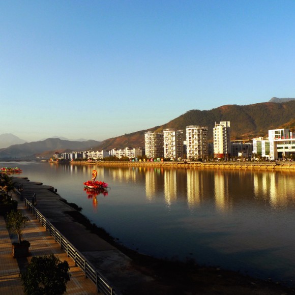 迷易湖的早晨