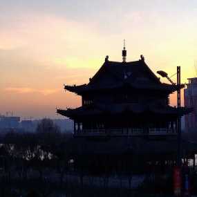 余辉