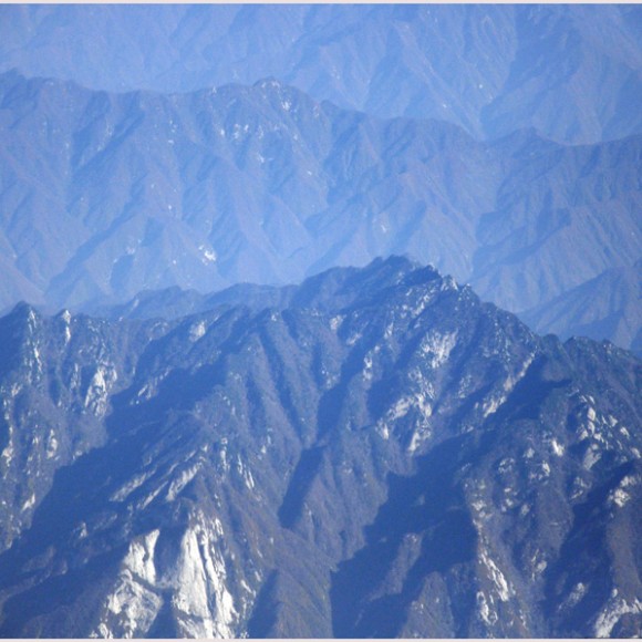 空拍秦岭山脉
