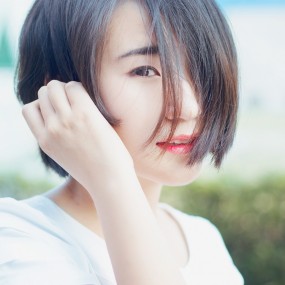 浅眸