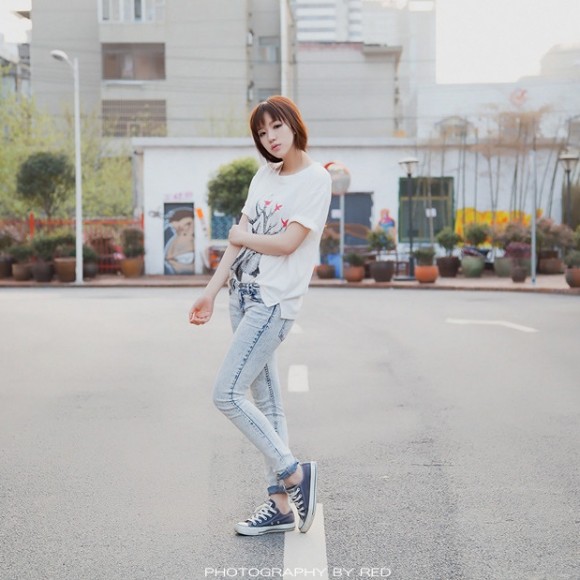 午后的她