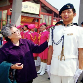 雁塔卫士