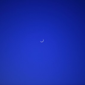 傍晚的窗外