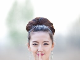 春未浓，人已俏